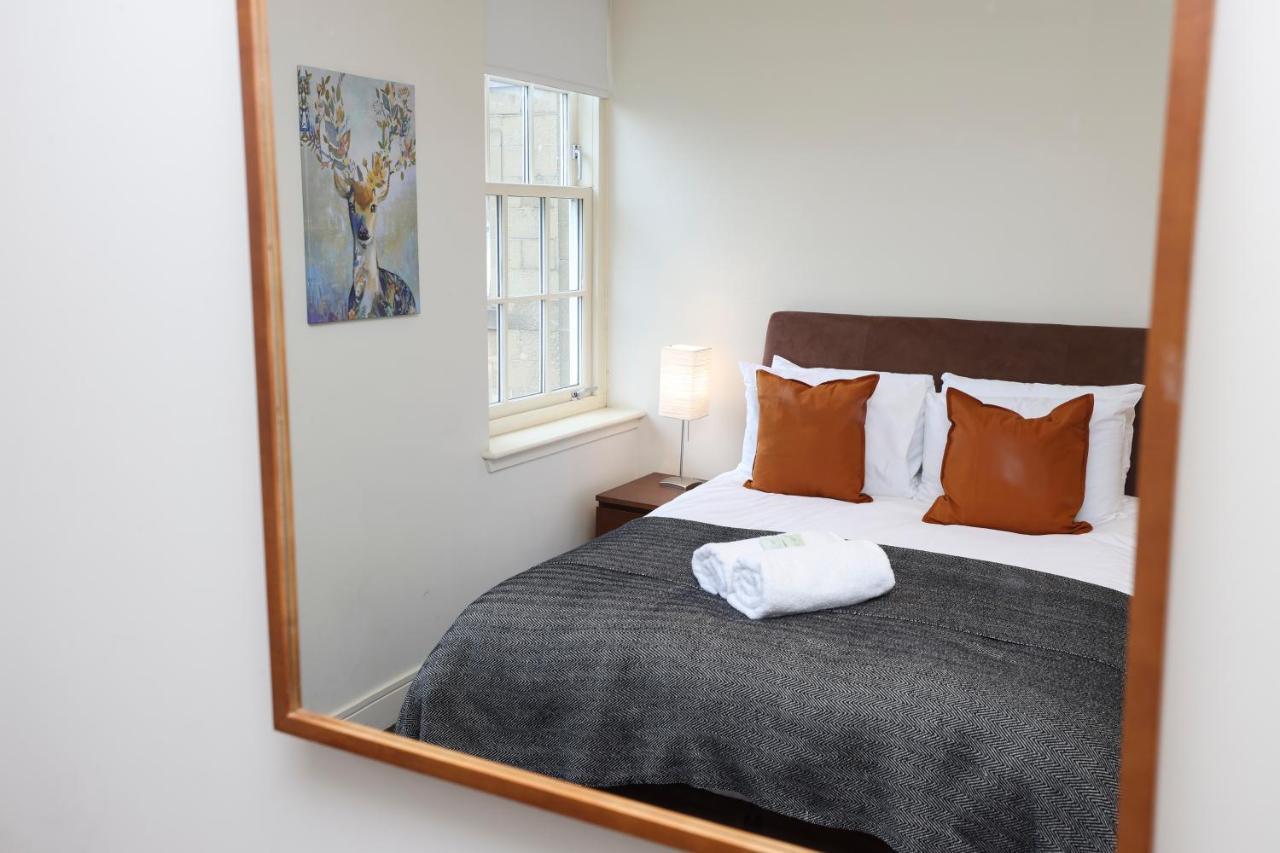 Joivy Spacious 2 Bed,2 Bath Flat, Free Parking And Rooftop Terrace เอดินบะระ ภายนอก รูปภาพ